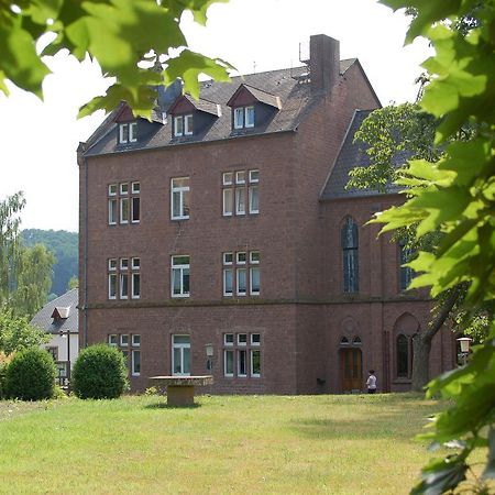 Stiftsberg - Bildungs- Und Freizeitzentrum Kyllburg Buitenkant foto
