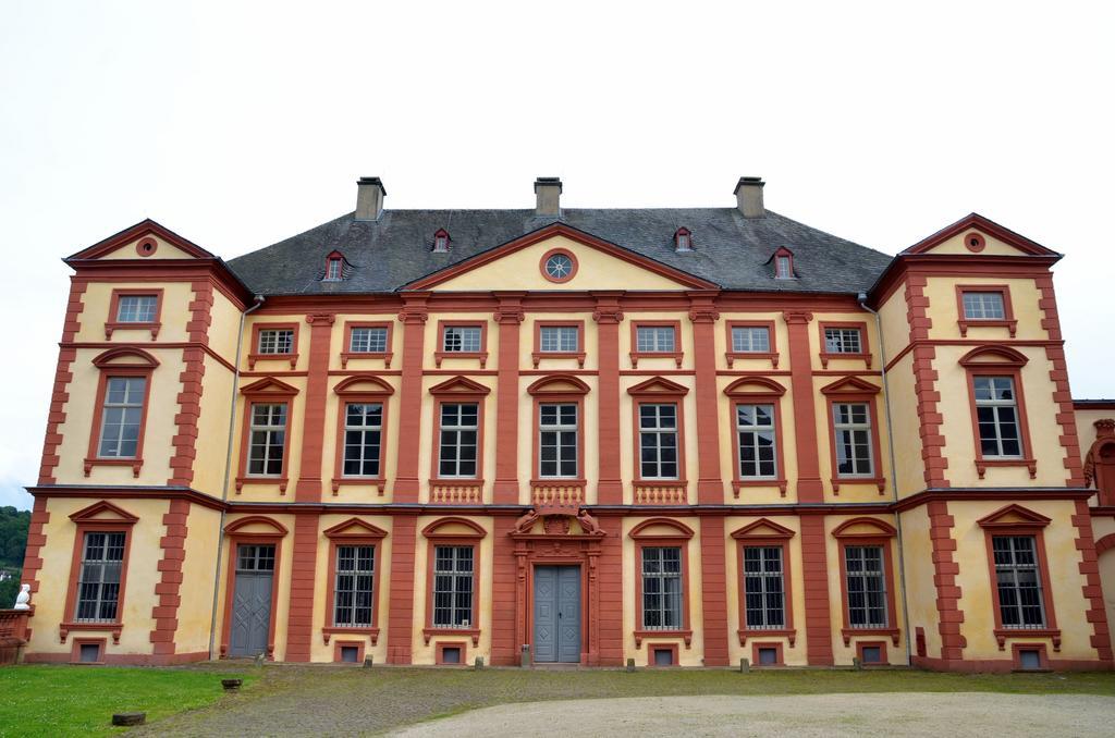 Stiftsberg - Bildungs- Und Freizeitzentrum Kyllburg Buitenkant foto