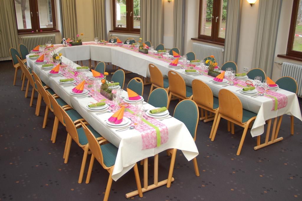 Stiftsberg - Bildungs- Und Freizeitzentrum Kyllburg Buitenkant foto
