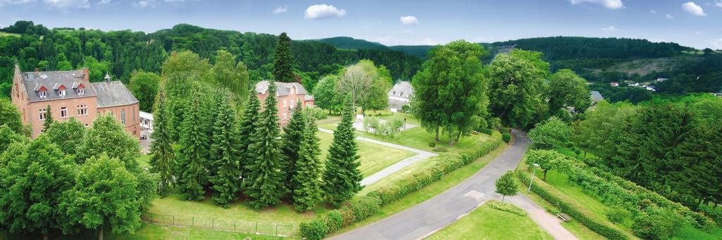 Stiftsberg - Bildungs- Und Freizeitzentrum Kyllburg Buitenkant foto