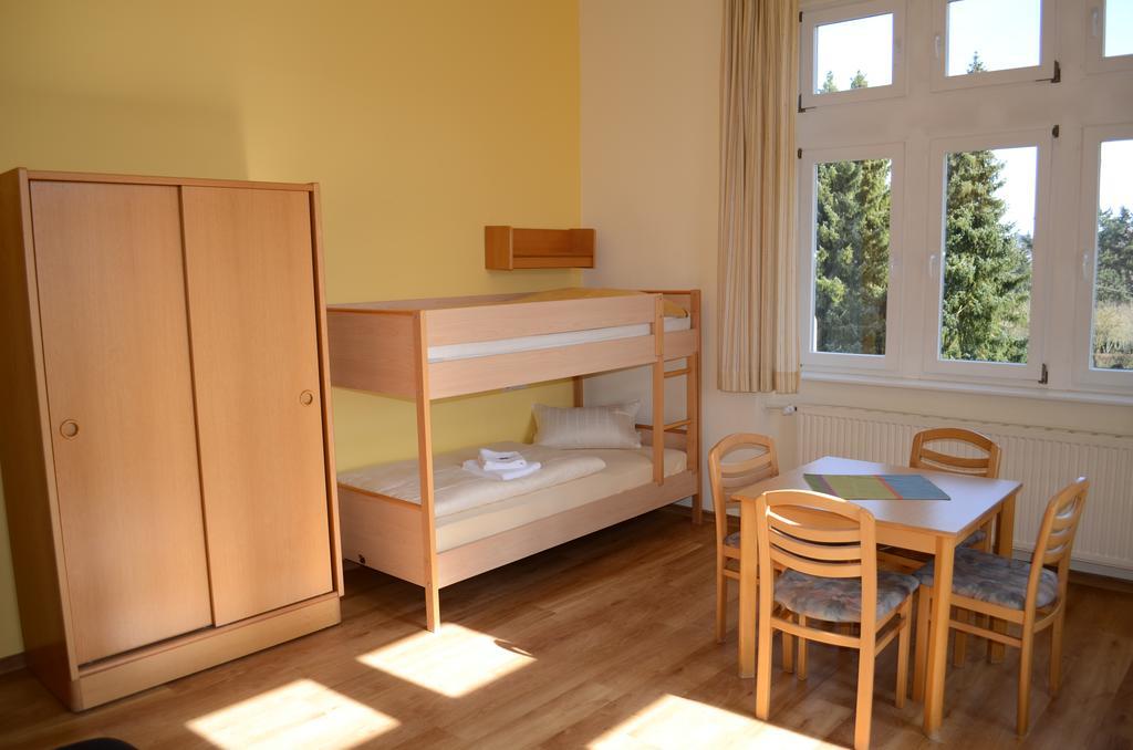 Stiftsberg - Bildungs- Und Freizeitzentrum Kyllburg Buitenkant foto